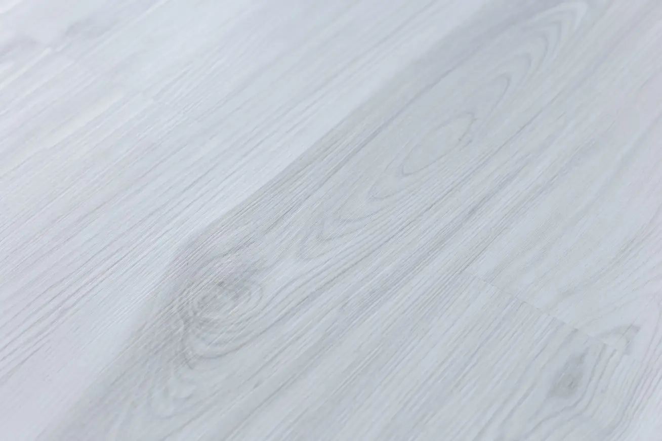 Кварцевый ламинат ArtTile Stone Optima Pro 40-1 APTN, Ясень Норд, (914х152x4мм)