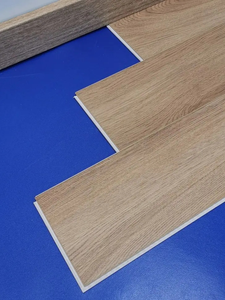 EL6-03 Кварц-виниловый ламинат SPC Элегант Дуб Виндзор 4V