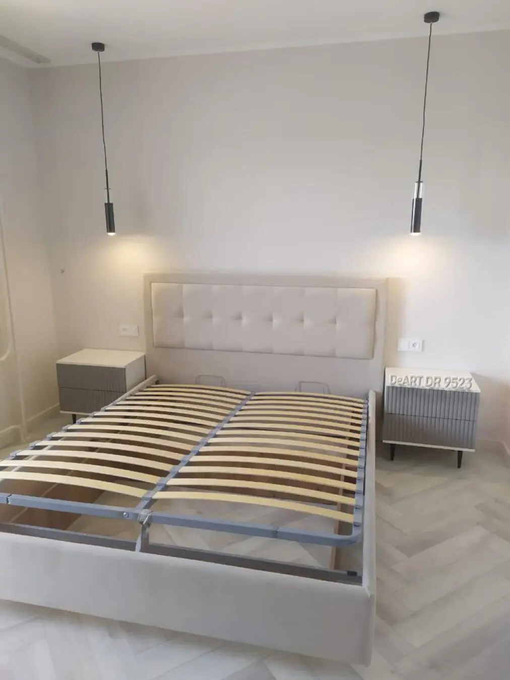 Клеевая кварцвиниловая LVT плитка DeART GRAND DG 9523 "Ёлка", 135х640х2,5мм