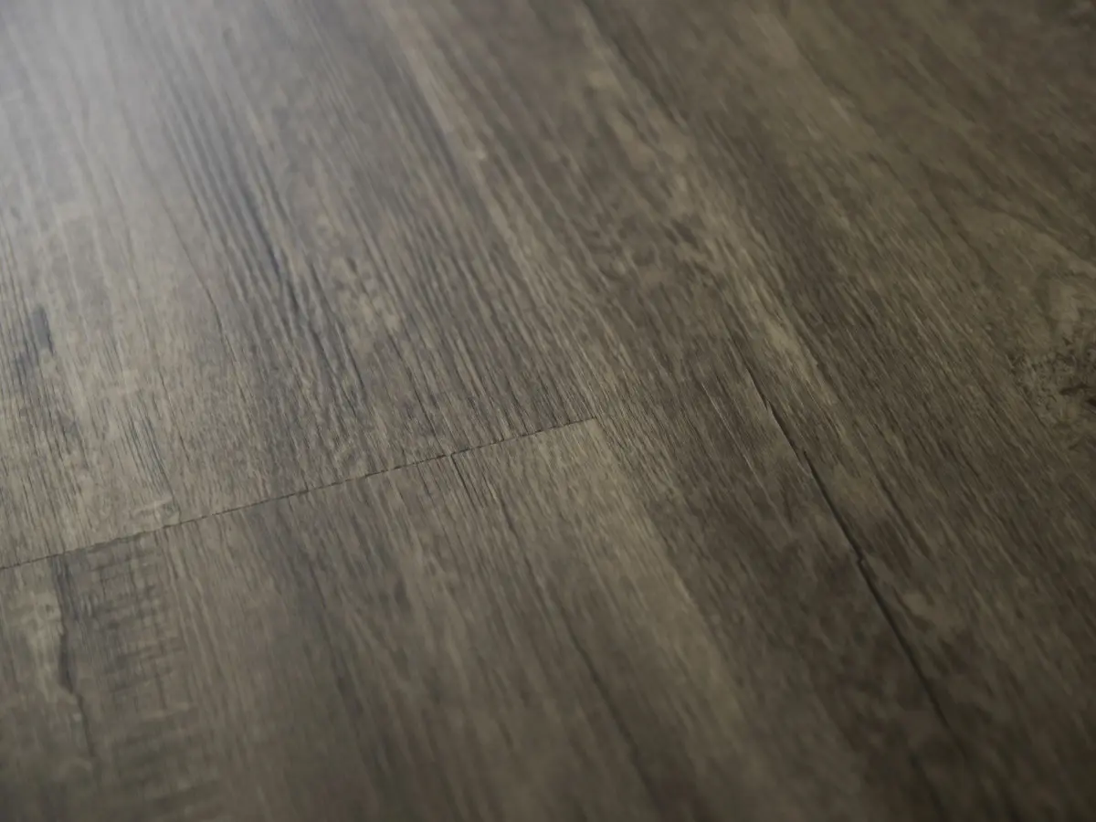 Q-17 Дуб Кросби