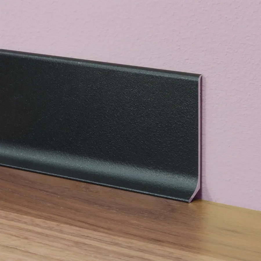 Плинтус алюминиевый 100 мм 2,5м анод.черный матовый, шт Плинтус алюминиевый 100 мм 2,5м анод.черный матовый, шт