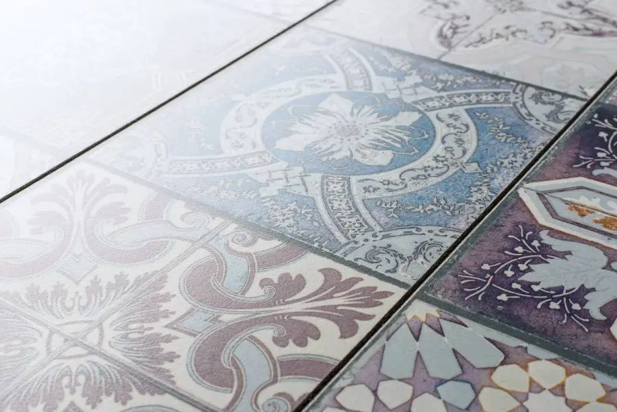 8mm-Visio-Grande-AC4-4V-Marbella-Glazed-47552_plank-scaled 8mm-Visio-Grande-AC4-4V-Marbella-Glazed-47552_plank-scaled