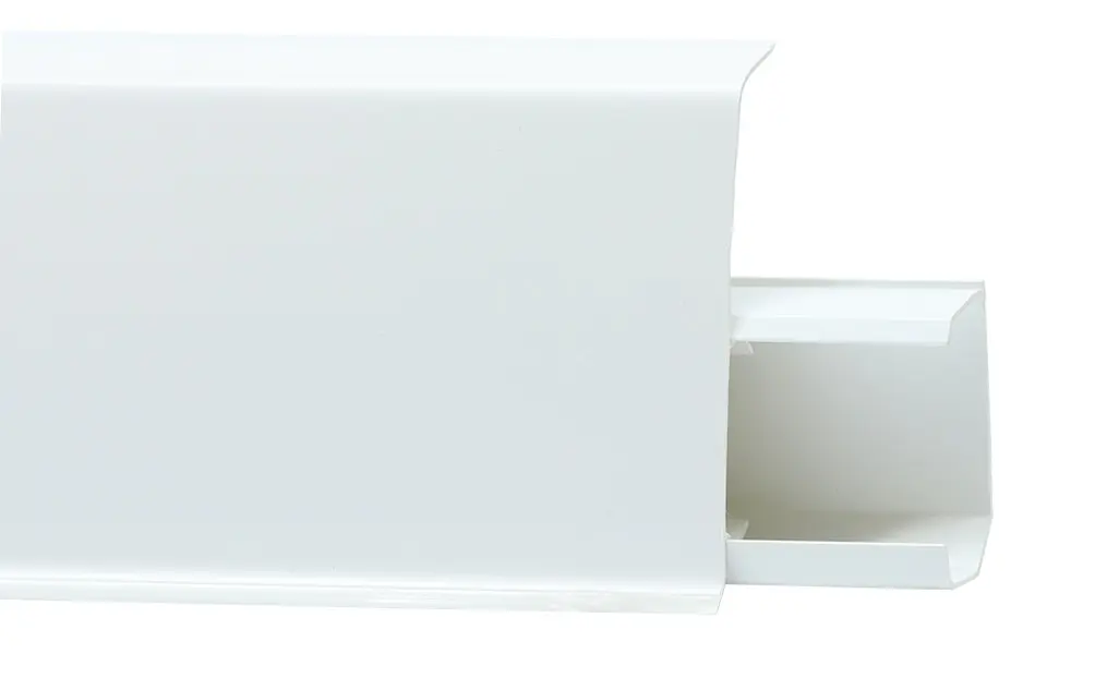 TERA  №700 Плинтус со съемной панелью Белый матовый 72 мм, 2,2 м.