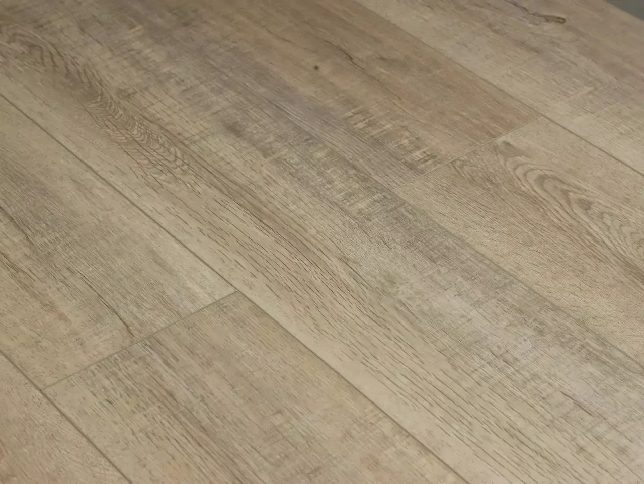 SPC ламинат Royce Sense Дуб Риквер SE713 SPC ламинат Royce Sense Дуб Риквер SE713