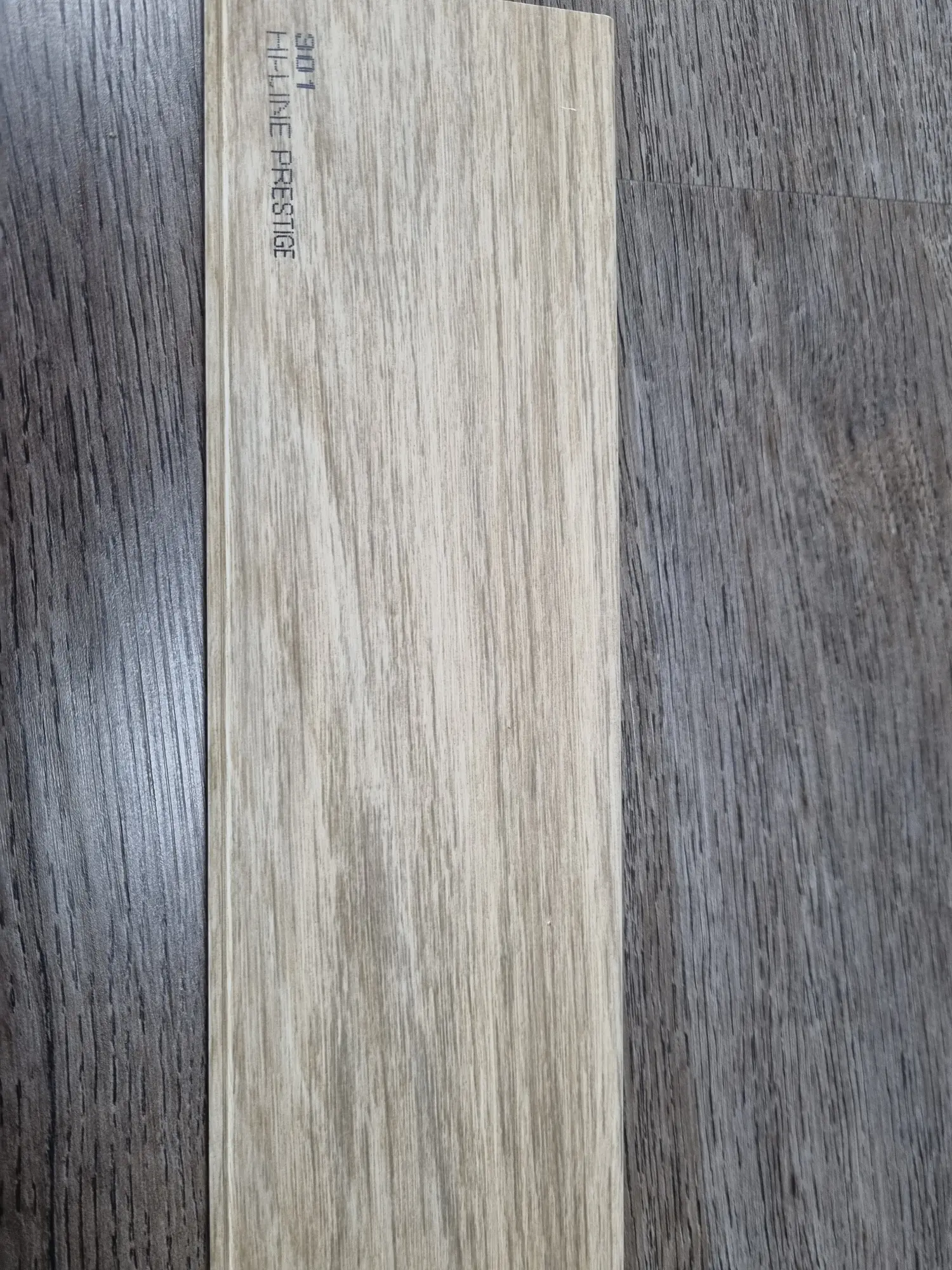 угол наружний  (2 шт) 301 HI-LINE