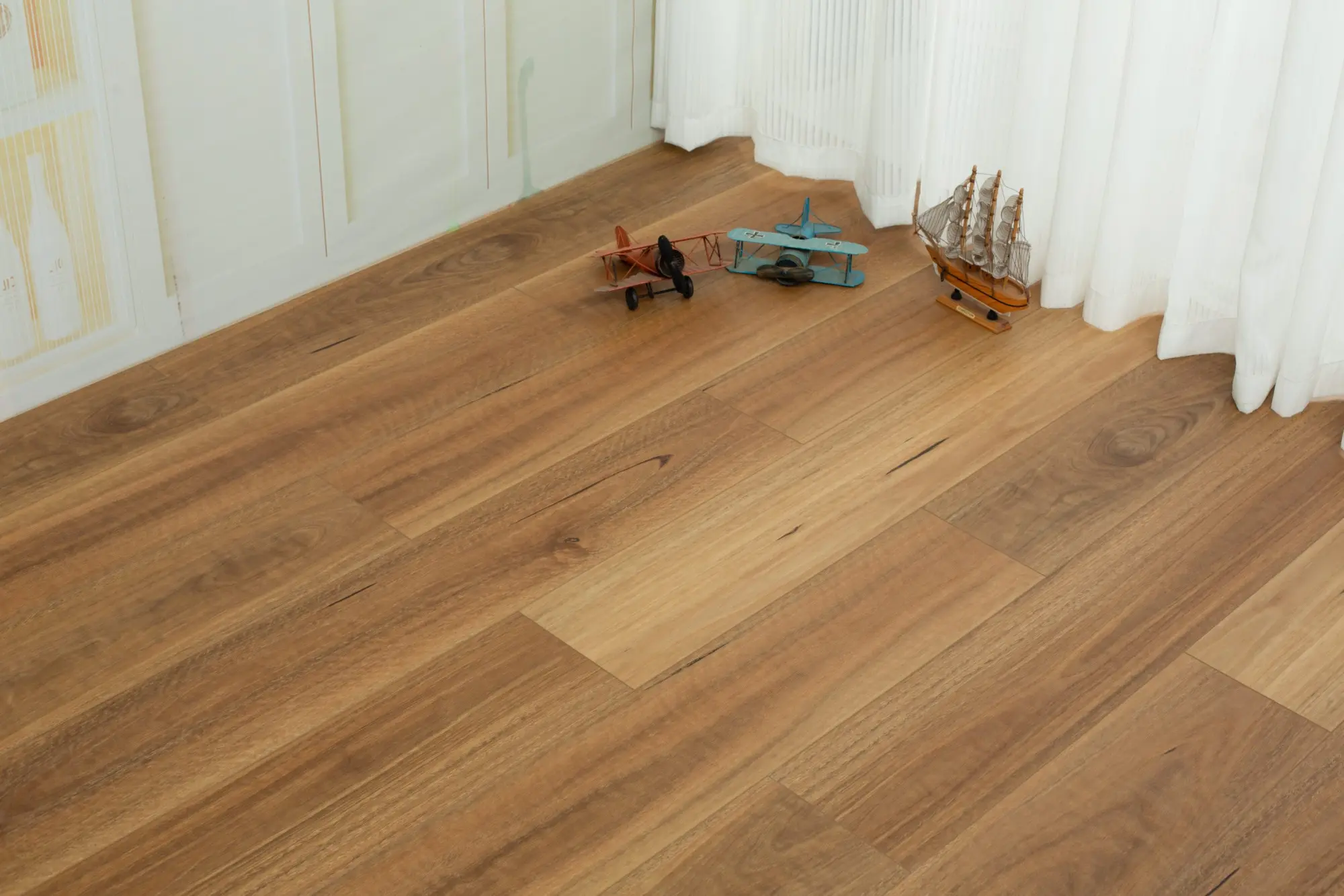 SPC ламинат OneFloor  ЕСО 9023 4v-groove SPC ламинат OneFloor  ЕСО 9023 4v-groove