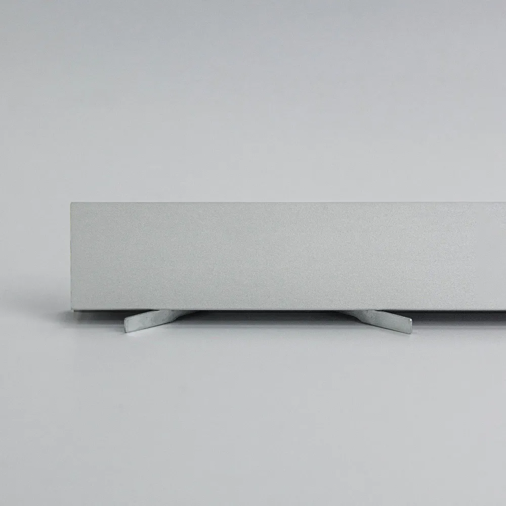 Микроплинтус угловой 16-25мм 2,4м анод. серебро матовый, шт Микроплинтус угловой 16-25мм 2,4м анод. серебро матовый, шт