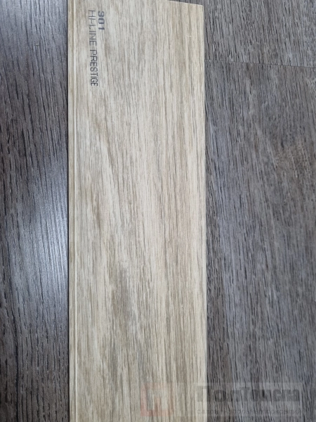 плинтус ПВХ Cezar матовый с мягким краем HI-LINE PRESTIGE 301 (20), шт. плинтус ПВХ Cezar матовый с мягким краем HI-LINE PRESTIGE 301 (20), шт.